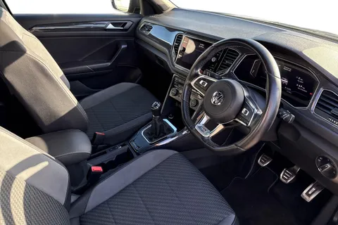 14 of 47 for VOLKSWAGEN T-ROC 1.5 TSI EVO R-Line 5dr