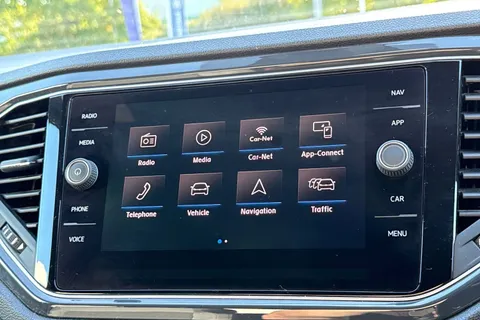 27 of 47 for VOLKSWAGEN T-ROC 1.5 TSI EVO R-Line 5dr