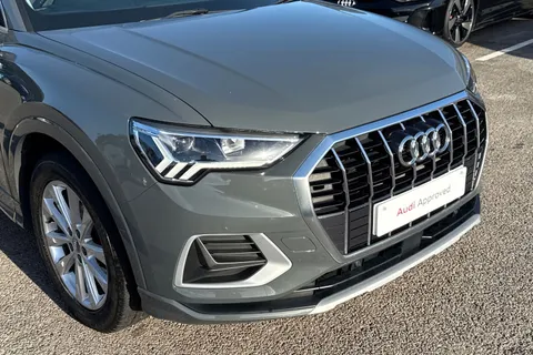 9 of 53 for AUDI Q3 35 TDI Sport 5dr S Tronic