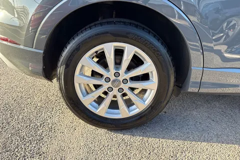 13 of 53 for AUDI Q3 35 TDI Sport 5dr S Tronic