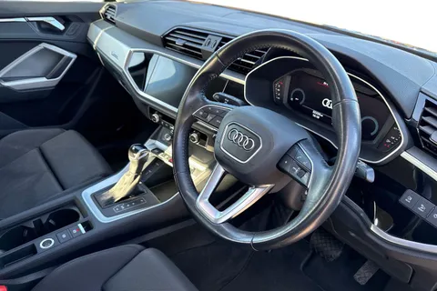 14 of 53 for AUDI Q3 35 TDI Sport 5dr S Tronic