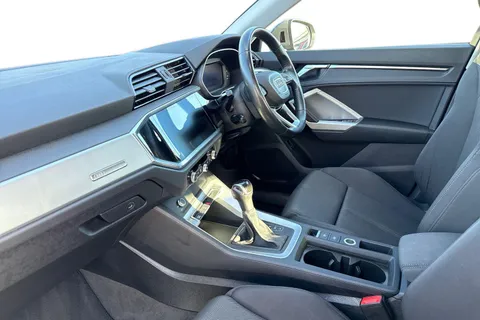 15 of 53 for AUDI Q3 35 TDI Sport 5dr S Tronic