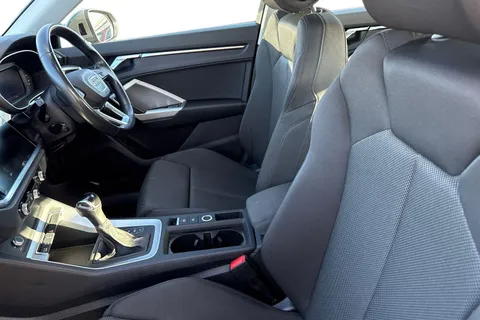 16 of 53 for AUDI Q3 35 TDI Sport 5dr S Tronic