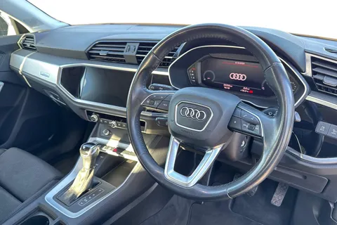 18 of 53 for AUDI Q3 35 TDI Sport 5dr S Tronic