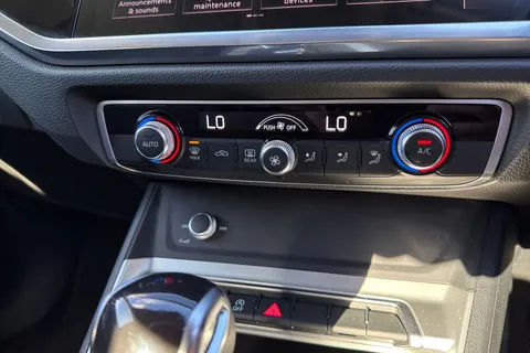 22 of 53 for AUDI Q3 35 TDI Sport 5dr S Tronic