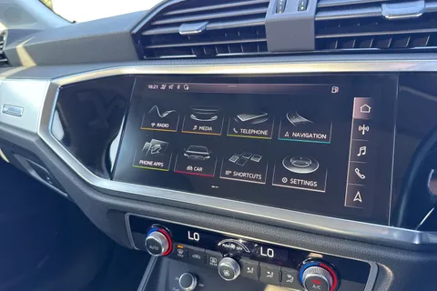 31 of 53 for AUDI Q3 35 TDI Sport 5dr S Tronic