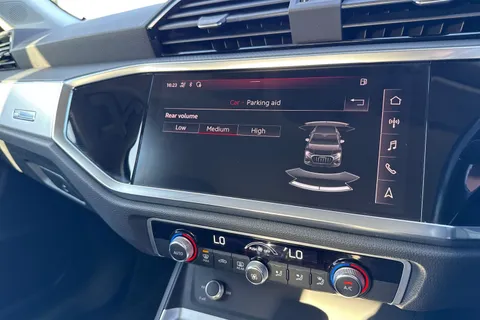 42 of 53 for AUDI Q3 35 TDI Sport 5dr S Tronic