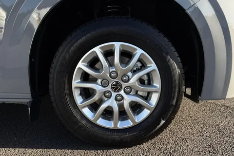 DE75MZU Volkswagen Transporter T28 Panel Van Commerce Pro SWB 110 PS 2.0 TDI 6sp Manual - Delivery Miles Thumbnail #10