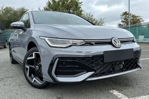  Volkswagen Golf 1.5 TSI R-Line Euro 6 (s/s) 5dr Thumbnail #9