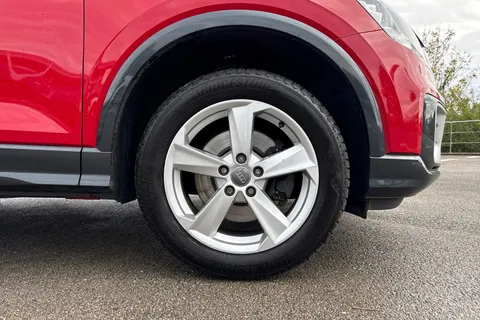 PL68UYF Audi Q2 Sport 30 TFSI 116 PS S tronic Thumbnail #10