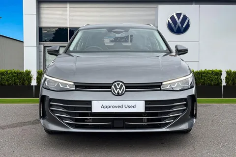 KY74WLC Volkswagen Passat 1.5 TSI eHybrid Life 5dr DSG Thumbnail #6