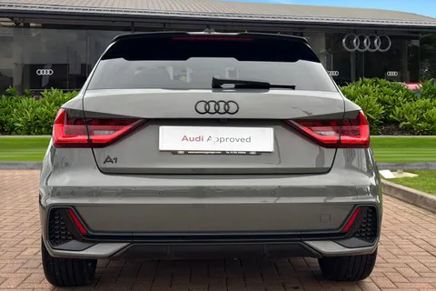 BV25ECW Audi A1 Black Edition 30 TFSI  116 PS S tronic Thumbnail #5