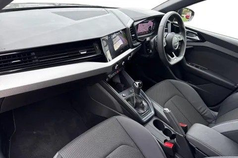 BV25ECW Audi A1 Black Edition 30 TFSI  116 PS S tronic Thumbnail #9