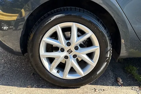 DH24FDJ SEAT Leon 1.5 TSI EVO SE Euro 6 (s/s) 5dr Thumbnail #10