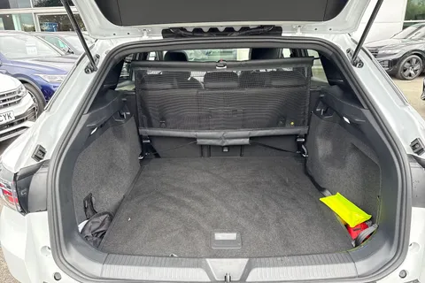 6 of 46 for Volkswagen ID.4 Style 77kWh Pro 286PS | Heated Seats | Rear View Camera | Design Pack Plus