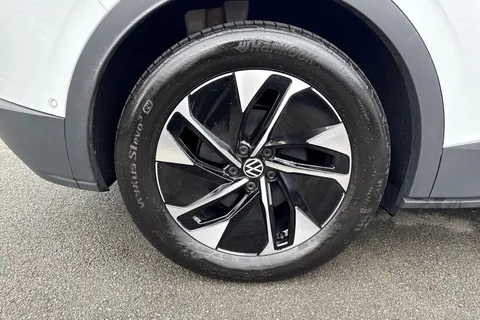 10 of 46 for Volkswagen ID.4 Style 77kWh Pro 286PS | Heated Seats | Rear View Camera | Design Pack Plus