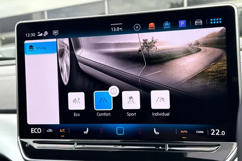 28 of 46 for Volkswagen ID.4 Style 77kWh Pro 286PS | Heated Seats | Rear View Camera | Design Pack Plus