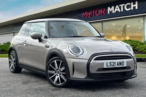 LS21AMO Mini Hatch 1.5 One Classic Steptronic Euro 6 (s/s) 3dr Thumbnail #2
