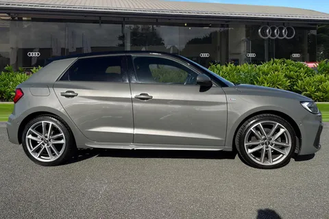 DM70HGG Audi A1 Vorsprung 35 TFSI 150 PS S tronic Thumbnail #4