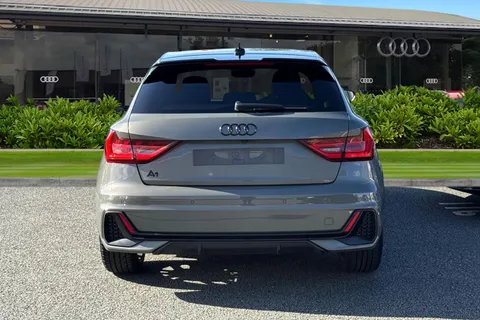 DM70HGG Audi A1 Vorsprung 35 TFSI 150 PS S tronic Thumbnail #5