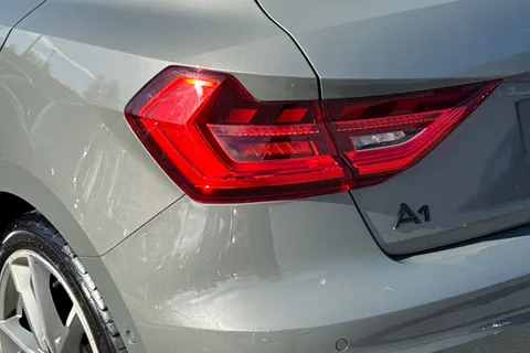 DM70HGG Audi A1 Vorsprung 35 TFSI 150 PS S tronic Thumbnail #8