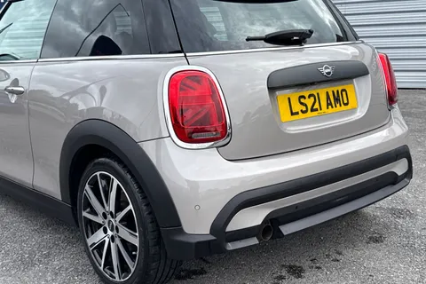 LS21AMO Mini Hatch 1.5 One Classic Steptronic Euro 6 (s/s) 3dr Thumbnail #8