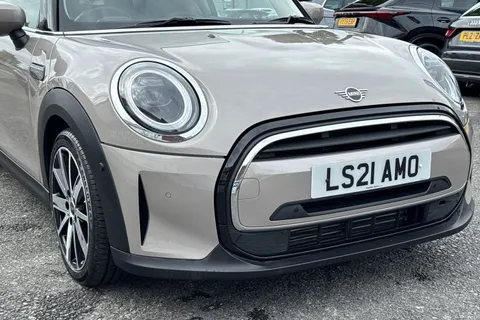 LS21AMO Mini Hatch 1.5 One Classic Steptronic Euro 6 (s/s) 3dr Thumbnail #9