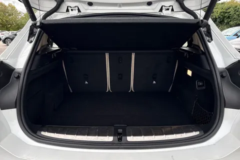 LO72EOZ BMW X2 2.0 18d Sport Auto sDrive Euro 6 (s/s) 5dr Thumbnail #8