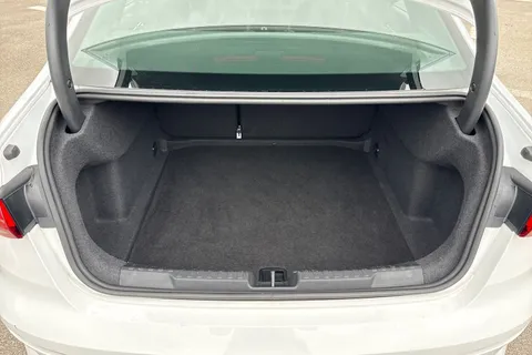 PN73NZO Audi A3 Sport 30 TFSI  110 PS 6-speed Thumbnail #7