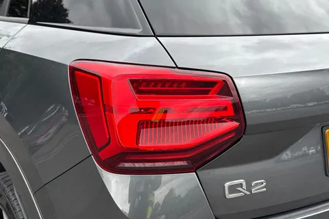 PK22ZGB Audi Q2 Black Edition 30 TFSI 110 PS 6-speed Thumbnail #8
