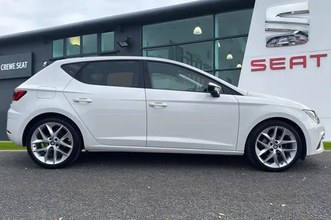 DA18VJC SEAT Leon 1.4 TSI FR Technology Euro 6 (s/s) 5dr Thumbnail #4