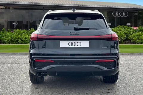 Audi Q5 2.0 TDI Edition 1 S Tronic quattro Euro 6 (s/s) 5dr Thumbnail #5