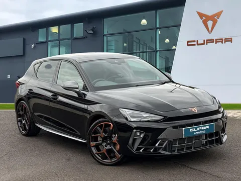 KO74GZC CUPRA Leon 2.0 TSI 300 VZ3 5dr DSG***PANORAMIC SUNROOF*** Thumbnail #2