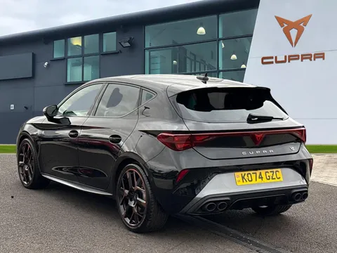 KO74GZC CUPRA Leon 2.0 TSI 300 VZ3 5dr DSG***PANORAMIC SUNROOF*** Thumbnail #3