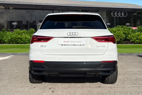DC72LWX Audi Q3 Black Edition 35 TFSI  150 PS S tronic Thumbnail #5