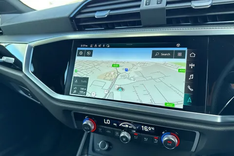 DC72LWX Audi Q3 Black Edition 35 TFSI  150 PS S tronic Thumbnail #17