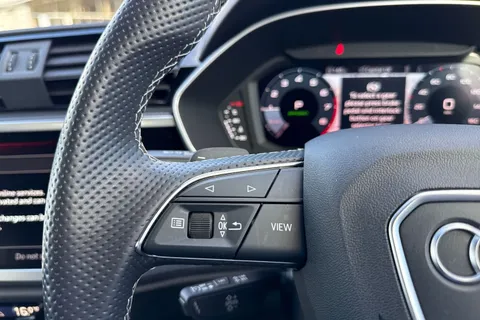 DC72LWX Audi Q3 Black Edition 35 TFSI  150 PS S tronic Thumbnail #26