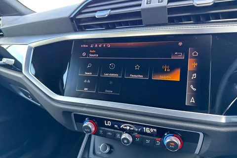 DC72LWX Audi Q3 Black Edition 35 TFSI  150 PS S tronic Thumbnail #33