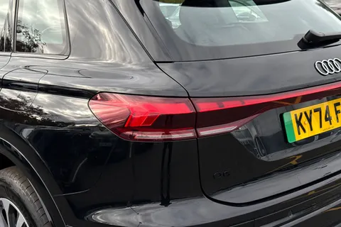 KY74FHJ Audi Q6 E-Tron Q6 SUV Sport e-tron quattro 285,00 kW Thumbnail #8