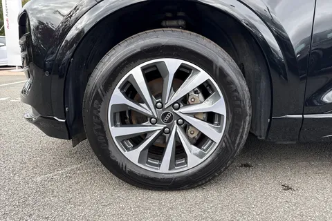 KY74FHJ Audi Q6 E-Tron Q6 SUV Sport e-tron quattro 285,00 kW Thumbnail #10