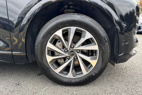 KY74FHJ Audi Q6 E-Tron Q6 SUV Sport e-tron quattro 285,00 kW Thumbnail #11