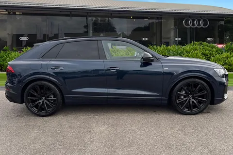  Audi Q8 3.0 TDI V6 50 Black Edition Tiptronic quattro Euro 6 (s/s) 5dr Thumbnail #4