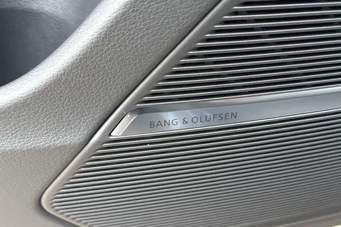  Audi Q8 3.0 TDI V6 50 Black Edition Tiptronic quattro Euro 6 (s/s) 5dr Thumbnail #25