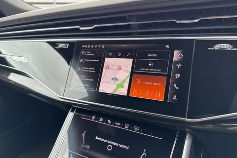  Audi Q8 3.0 TDI V6 50 Black Edition Tiptronic quattro Euro 6 (s/s) 5dr Thumbnail #35