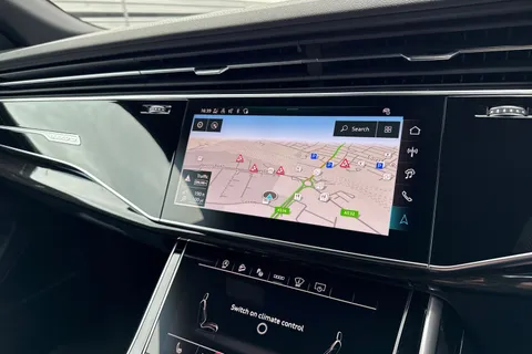  Audi Q8 3.0 TDI V6 50 Black Edition Tiptronic quattro Euro 6 (s/s) 5dr Thumbnail #42