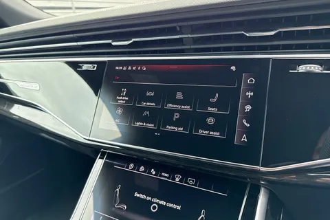  Audi Q8 3.0 TDI V6 50 Black Edition Tiptronic quattro Euro 6 (s/s) 5dr Thumbnail #45