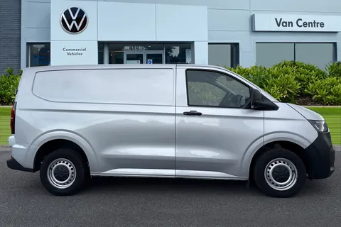 DG25EYF Volkswagen Transporter 2.0 TDI 150 Commerce Plus Van Thumbnail #4