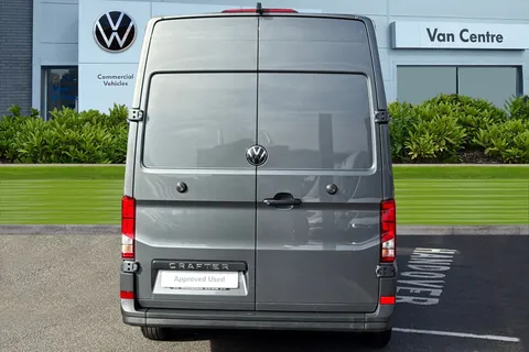 BV74TXL Volkswagen Crafter 2.0TDI 140PS CR35 LWB Commerce Plus Thumbnail #5