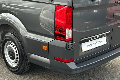 RV75NKA Volkswagen Crafter 2.0TDI  140PS CR35 LWB Commerce Plus Auto-2025 Model Thumbnail #8