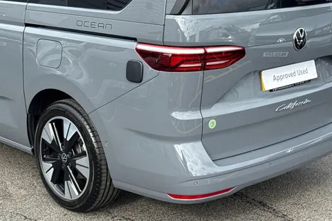 8 of 64 for VOLKSWAGEN CALIFORNIA 2.0 TDI Ocean 5dr DSG